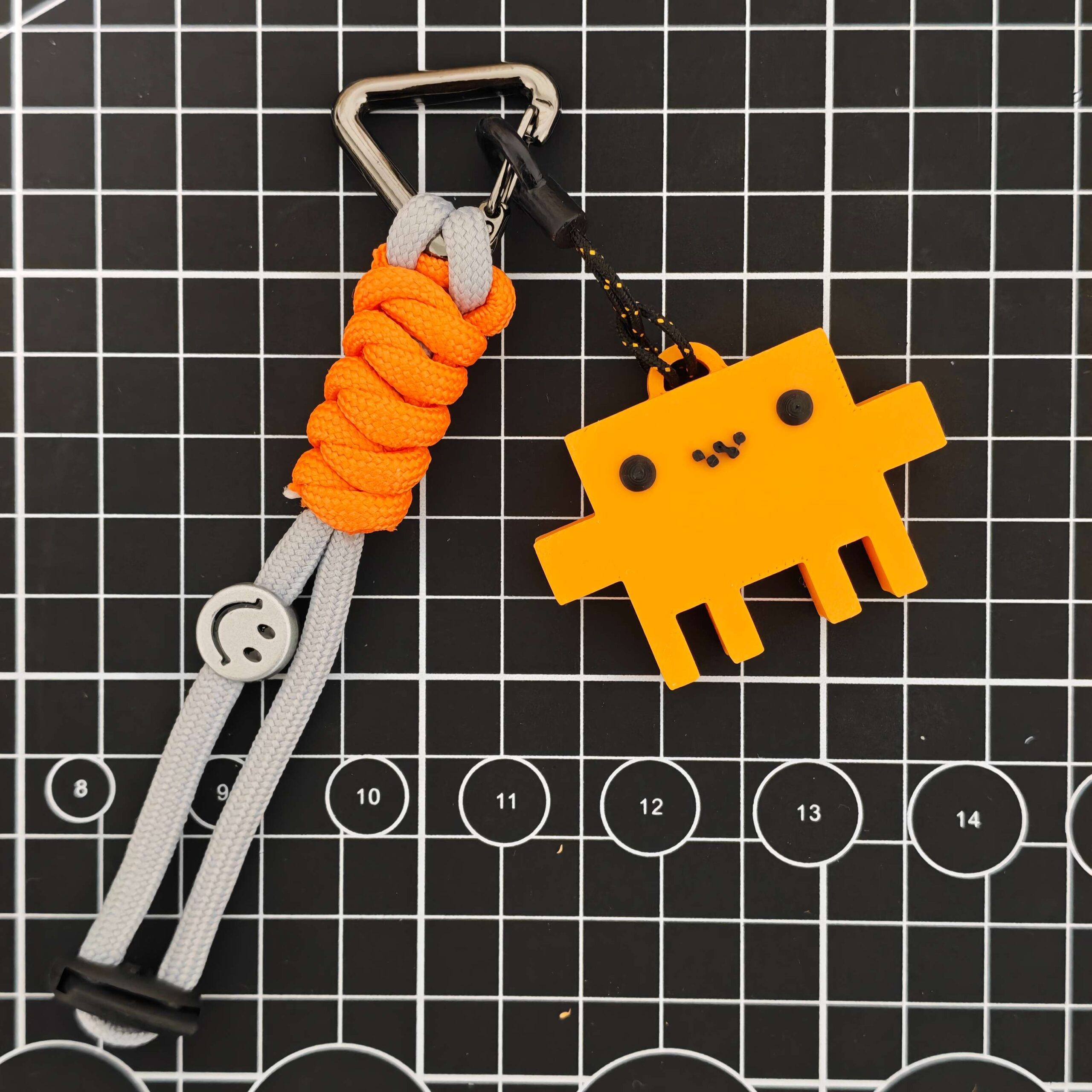 Clawd Keychain Round Eyes