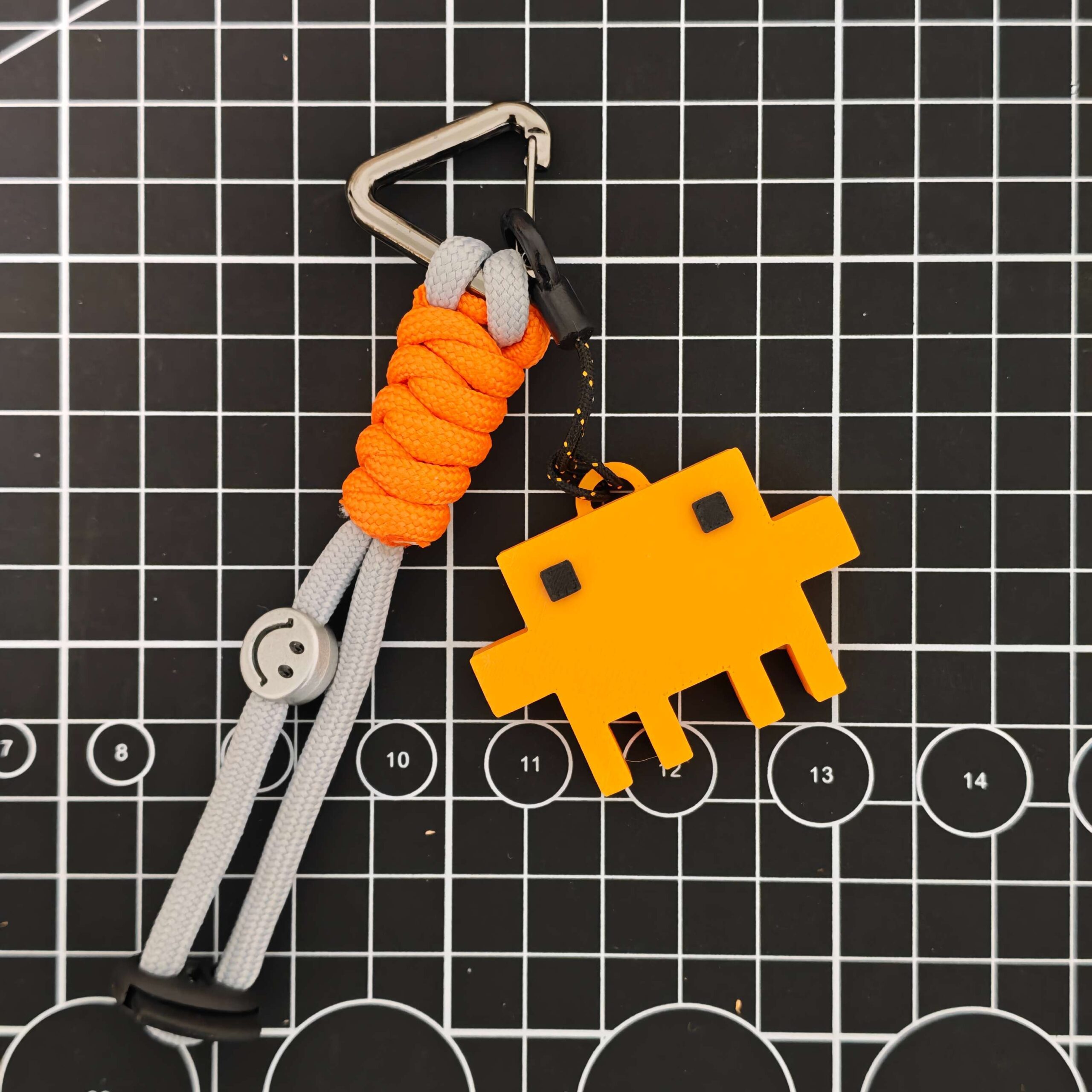 Clawd Keychain Square Eyes