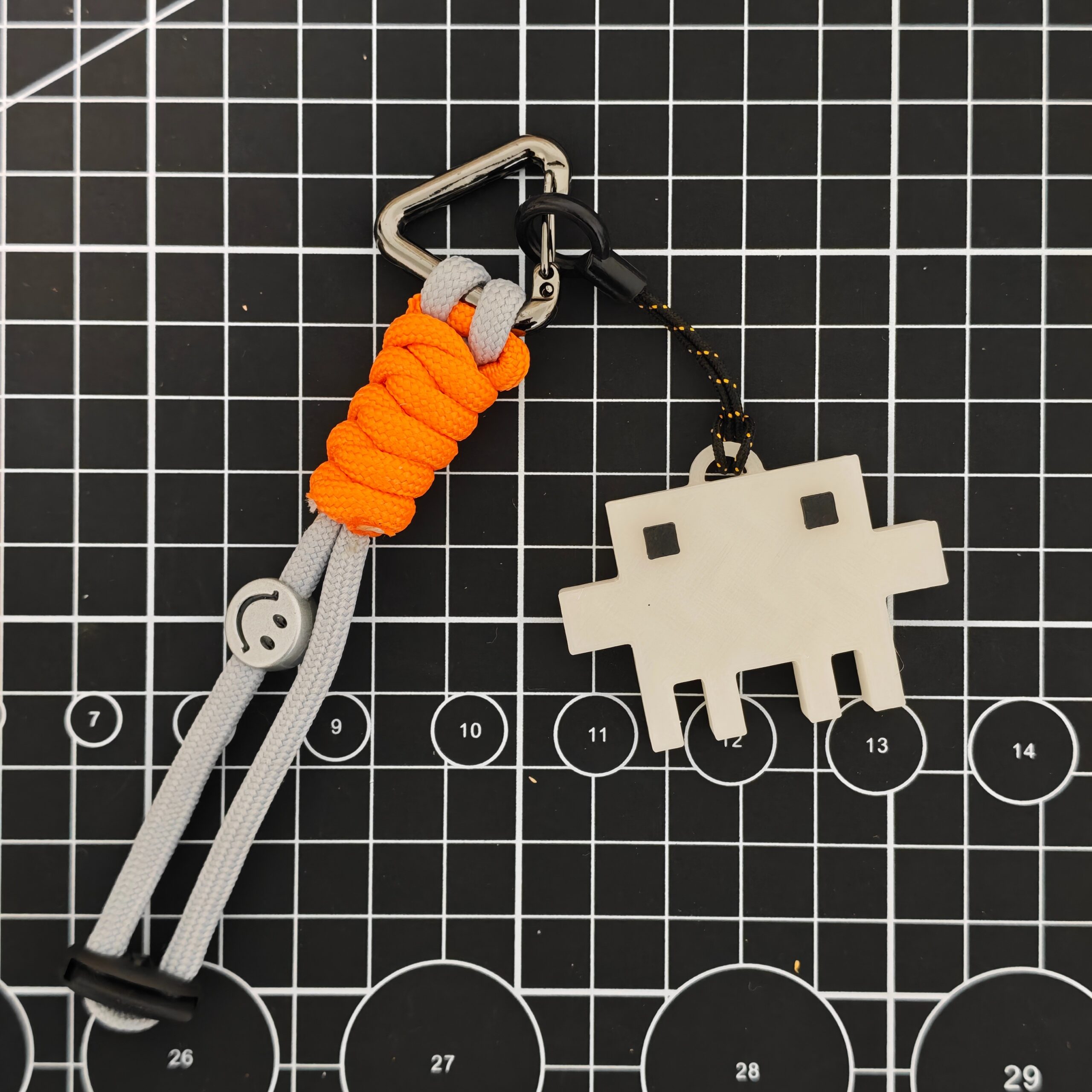 Clawd Keychain Square Eyes Color Change